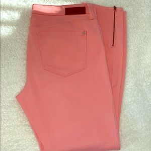 DKNY Coral ankle/cropped, skinny  jeans. SZ: 4